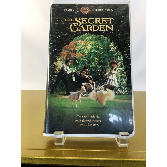 The Secret Garden VHS Tape 1994 - Warner Bros - Clamshell Case - Picture 4 of 16
